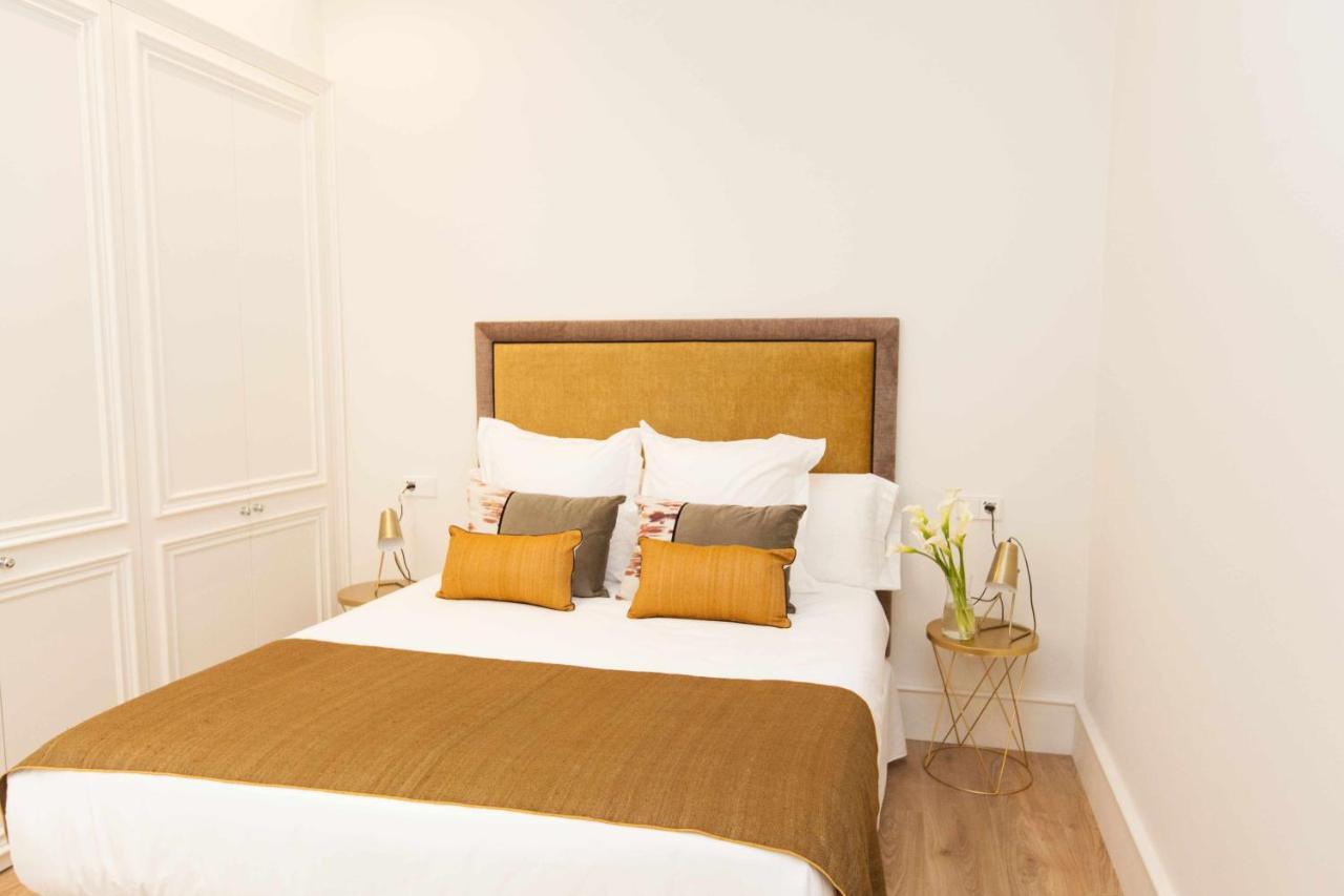 Isg Apartments Cedaceros 12 Sevilla Exterior foto